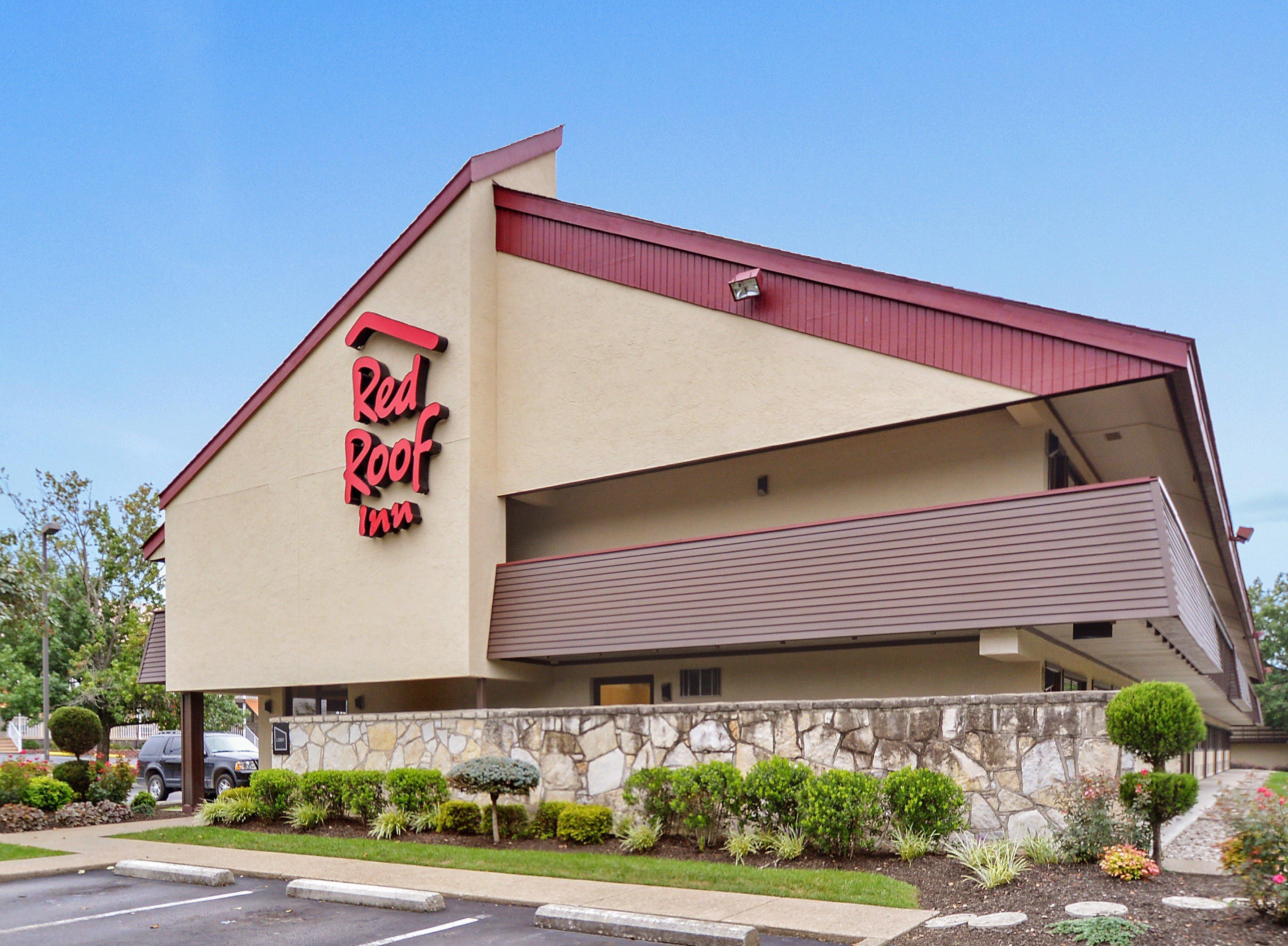 Red Roof Inn Huntington Barboursville Exterior photo
