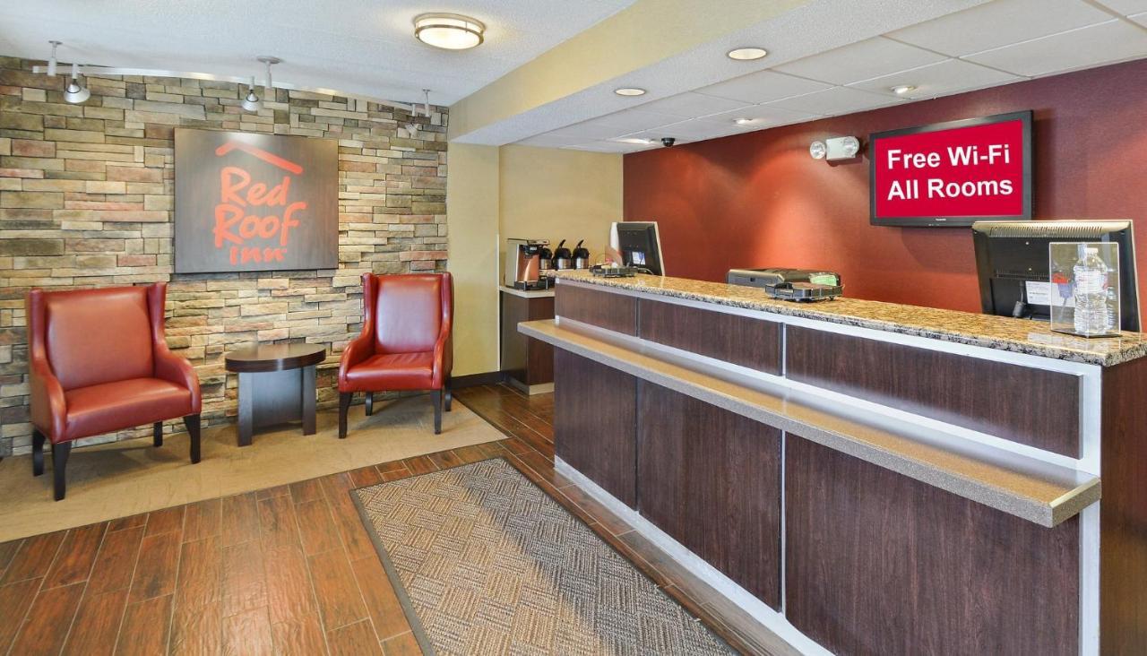 Red Roof Inn Huntington Barboursville Exterior photo